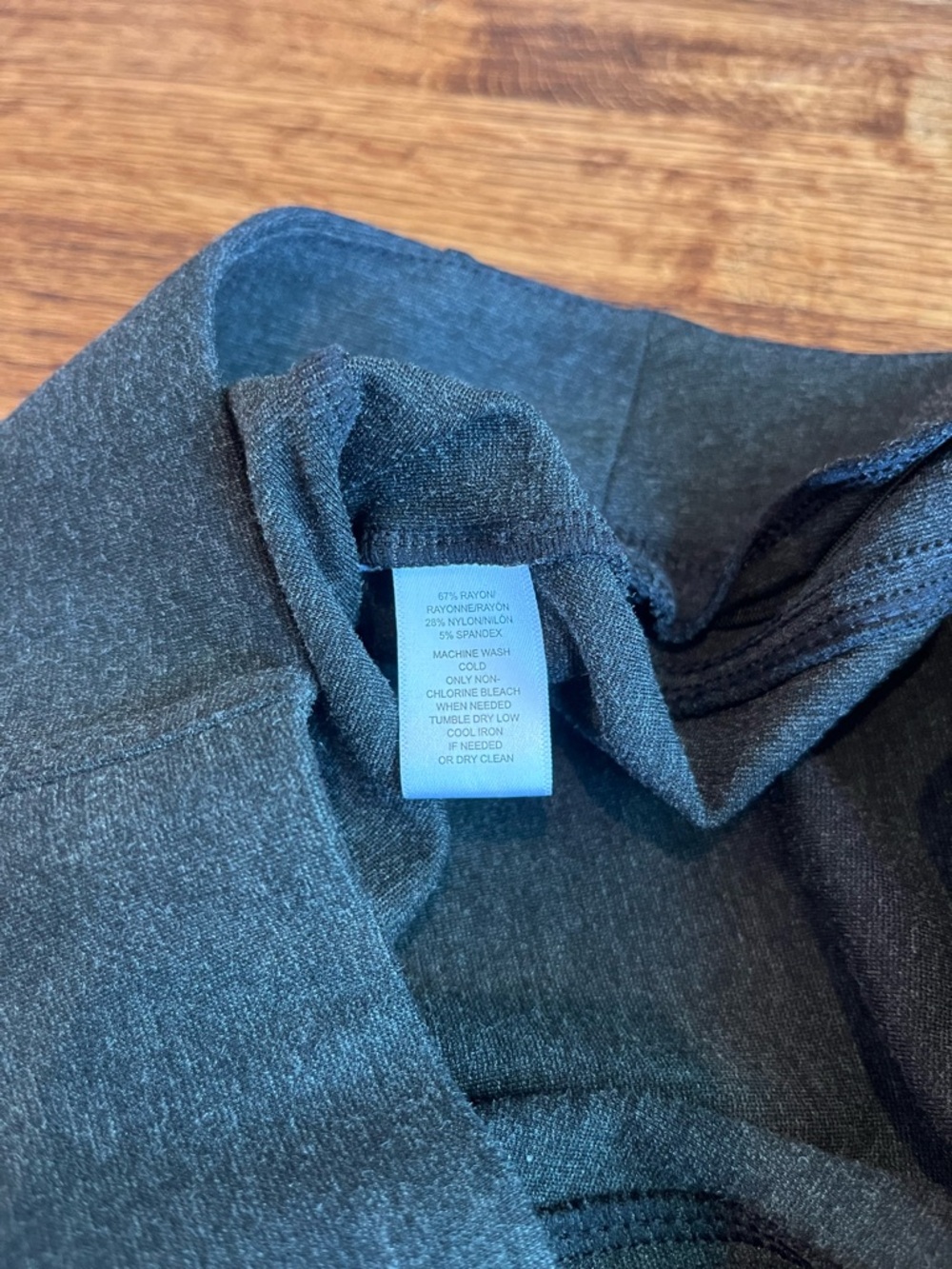 LOFT Women’s Dark Gray Ponte Kit Leggings size M - Picture 3 of 8